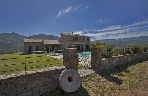 Oletta House | 2 villas with swimming pool in an olive grove in Corsica: relaxation and serenity .
