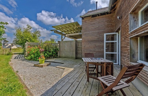 Goulven Cottage | -20% from 23.08-06.09(-400€ for this period). Like in a country cottage.