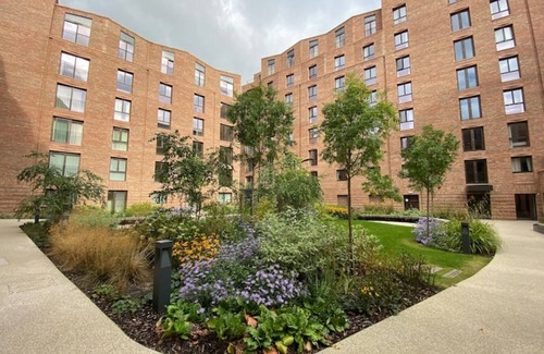 York Apartment | 20 Kings Hudson Quarter -Free Parking -City Centre