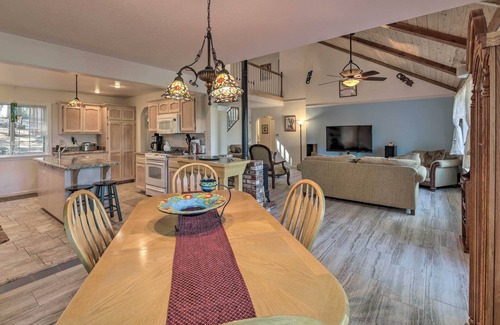 Shingletown House | 20 Mi to Lassen Park: Chateau w/Mt Shasta View!