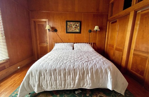 Water Valley Other | 20 Minutes from Oxford - Charming 4-bedroom Farmhouse in peaceful Water Valley