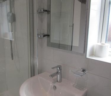 Rugby Apartment | 20 Nightingale Gardens, Coton Park, Rugby CV23 0WT