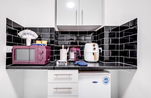 West Hendon House | 20% OFF| Discounted for long stay| Cosy 1 bedroom