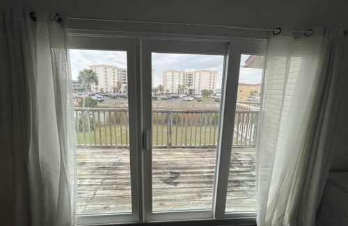 Pensacola Beach House | 200 yds from beach! Garage now available for guest access!