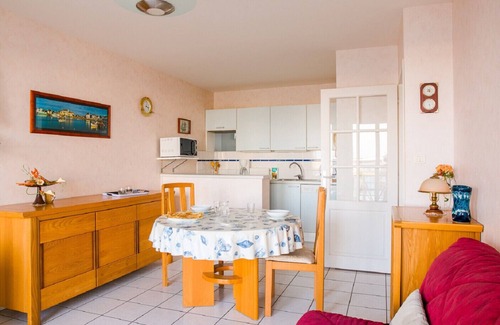 Plobannalec-Lesconil Apartment | 200m from the beach, seaview flat for 2