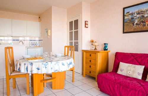 Plobannalec-Lesconil Apartment | 200m from the beach, seaview flat for 2
