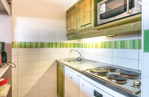 Doucy-Combelouviere Apartment | 200m from resort center, terrace, balcony, parking, tv, ski locker, 32m², Valmorel