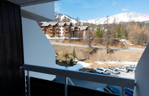 Les Claux Apartment | 200m from ski slopes, 3rd floor, balcony, tv, 25m², Vars