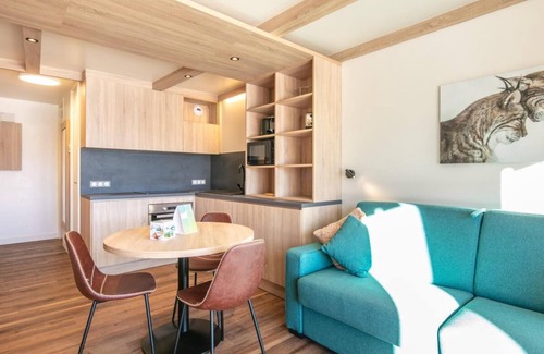 Doucy-Combelouviere Apartment | 200m from ski slopes, terrace, parking, tv, ski locker, 23m², Valmorel
