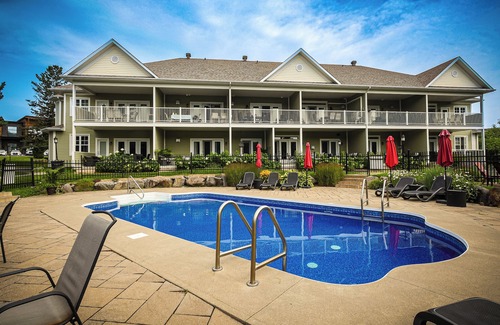 Bromont Condo | 201 Champlain Bromont condo with CITQ mountain view # 248253