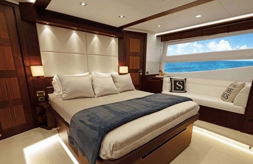 Lighthouse Point Boat Rental | 2018 GALEON 68' YACHT