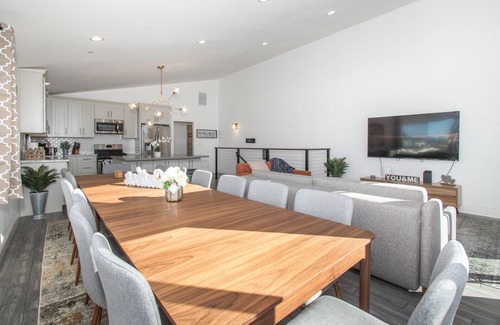 Edgemar - Pacific Manor House | 2019 Build, New, Modern, Gorgeous 4 Bedroom 3 Bath Home w/Ocean View!