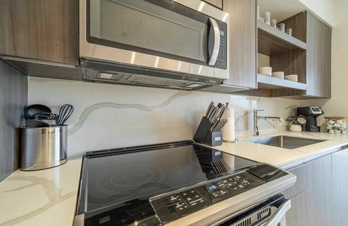 Ludlam Apartment | #202 - Tucker Dadeland