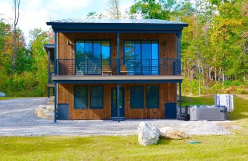 Bethel House | 2023 Build - Under 10 Minutes To Sunday River