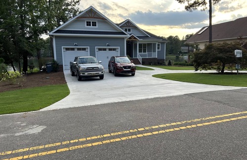 Pinehurst House | 2024 US Open 4 Bedroom/5 Baths NEW HOUSE on Lake Pinehurst - 10 minute to Course