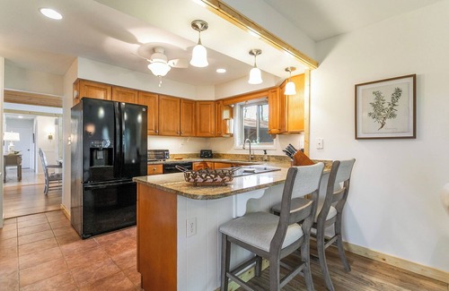 Brevard House | 2024 Winter Special! Spacious Family Retreat W/Stunning Mountain View