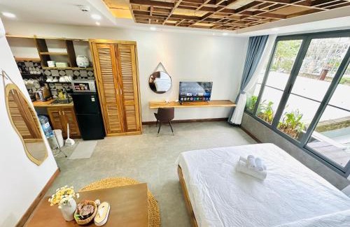 Ninh Kieu Apartment | 205MSNK Spacious Studio l Window & Kitchen