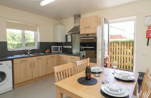 Eamont Bridge House | 21 EAMONT PARK, pet friendly, with a garden in Penrith