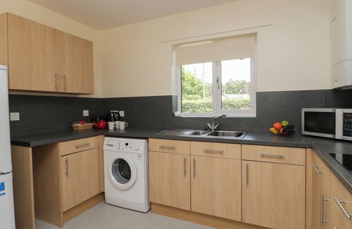 Eamont Bridge House | 21 EAMONT PARK, pet friendly, with a garden in Penrith