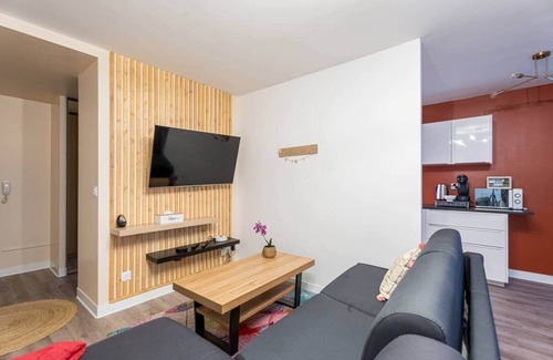 Patrotte Metz-Nord Apartment | 22. Le Jenny - 2 beds - 4 pers' - Parking - Streaming