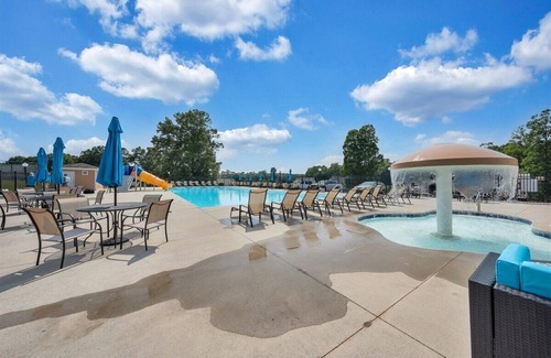 Smith Mountain Lake Apartment | #2203 Pointe - Studio Suite at Mariners SML