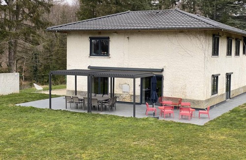 Le Grand Serre House | 232 m² Gîte ∙ 6 bedrooms ∙ 12 guests