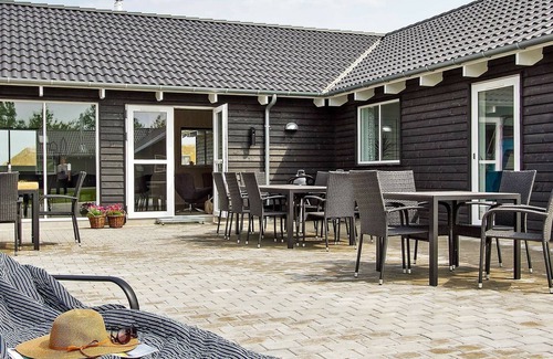 Olpenitz House | 24 person holiday home in Hasselberg