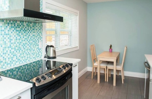 De Lorimier Apartment | #241 Cozy Apt Plateau Mont Royal