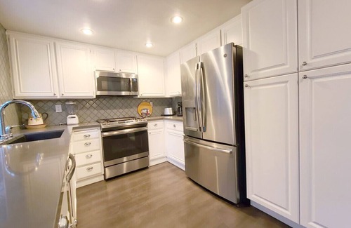 Mission Viejo House | 25%Disc Comforts of Home when Traveling 31 Days+