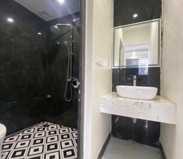 Ba Dinh Apartment | 25 House Tân Ấp Hồng Hà