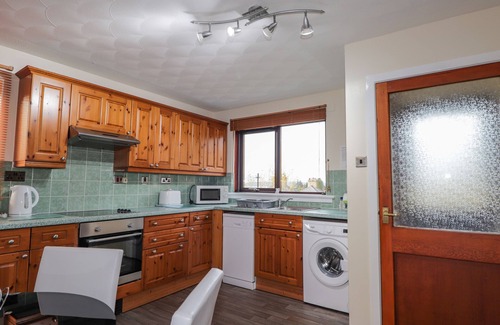 Nostie Cottage | 25 Langlands Terrace