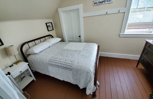Eustis Other | $25 Nightly Discount on Remaining October dates.nnnnnnn