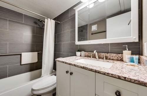 Irving Apartment | 25% OFF Cozy 1BD in DFW, HWY183/161, Pool - Irving
