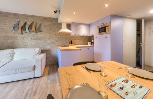 Arzon Apartment | 250 m from the port - Pool - 2 adults and 3 children
