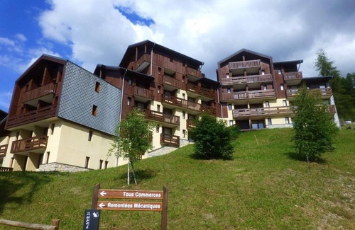 Vallandry Apartment | 250m from ski slopes, 3rd floor, balcony, tv, ski locker, 20m², Peisey-Vallandry