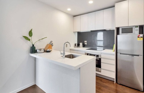 Auckland Central Business District Apartment | 2702/32 Swanson Street