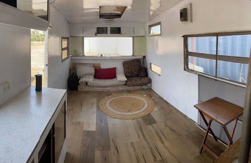 Rosa Brook House | 27ft caravan on a Rosa Brook farm