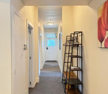 Christchurch City Centre Villa | 298 Home