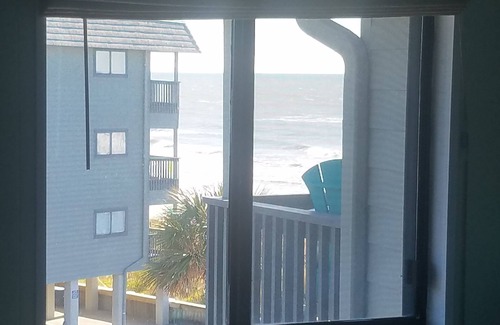 North Myrtle Beach Condo | 2Bd/2Ba Condo-Great Ocean Views/On the beach/Pier Access