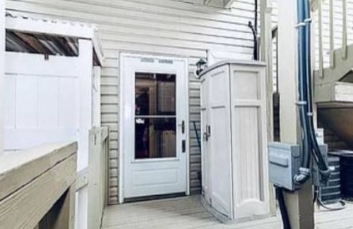 North End Condo | 2BD/2BA First Floor Condo! Short Walk to Beach!nStay, Relax, Repeat