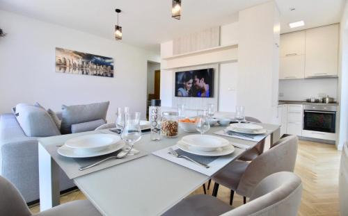 Dobrota Apartment | 2bd New Dobrota Apt with Bay Views