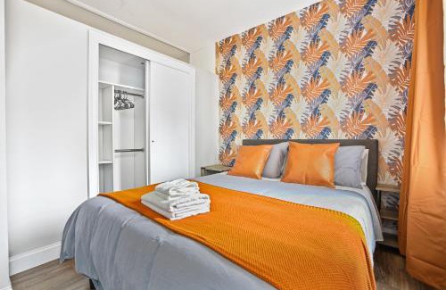 Lower East Side Apartment | 2BD Urban Ease in Lower East Side