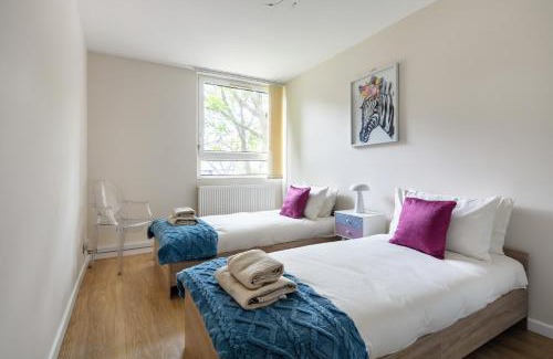 St. Mary's Park Apartment | 2Bdr Apt Steps to Battersea Park