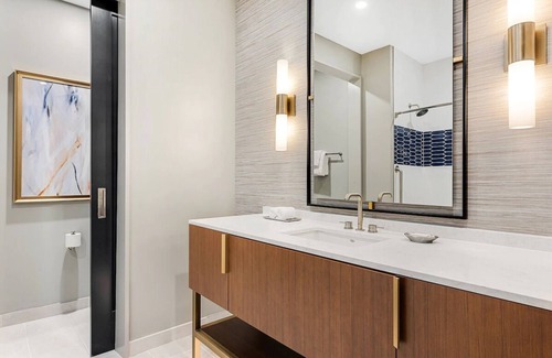 Downtown Atlanta Resort | 2Bed/2Bath Gorgeous New Resort in Downtown Atlanta!