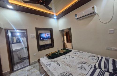 Bhubaneshwar Apartment | 2BHK Home fully furnished at Sahid Nagar near INOX