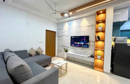 Gandhinagar Apartment | 2BHK Service Apt in GIFT City, Gujarat, India RamaRoyals Dot Com