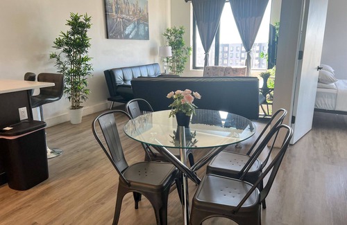 Elizabeth Apartment | 2BR apt near EWR 0728