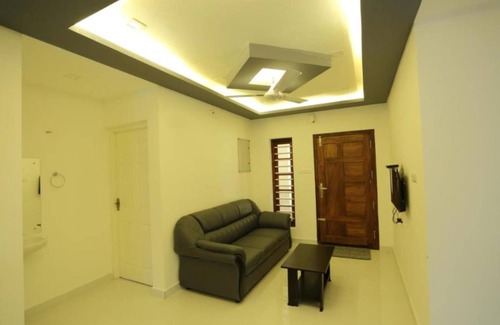 Alwaye Apartment | 2BR Apt Near Rajagiri Hospital W/AC | Sleeps 5