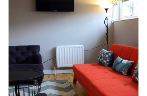 Dungannon Apartment | 2BR Apt w/safe parking, free WiFi
