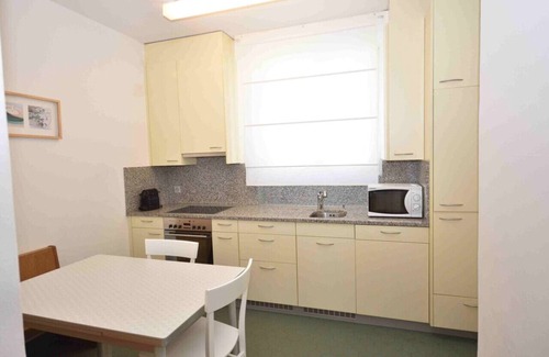 District 2 Apartment | 2BR flat near lake and central - Stardust 22